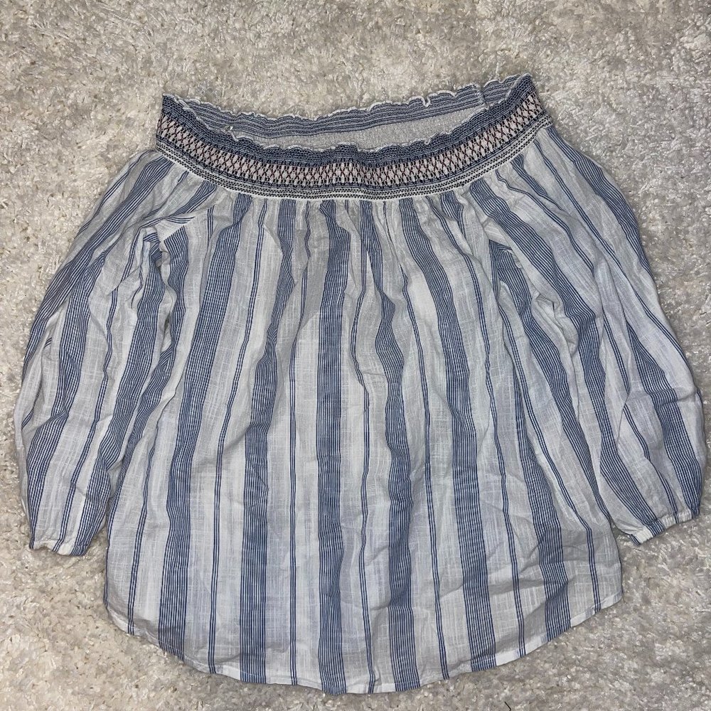 Abercrombie & Fitch Off the Shoulder Shirt
